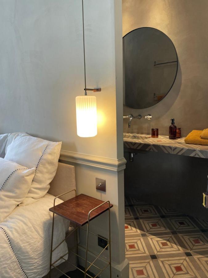 Bed and Breakfast Madame Les Vans - Chambre D'Hotes - Charme Et Design Екстер'єр фото